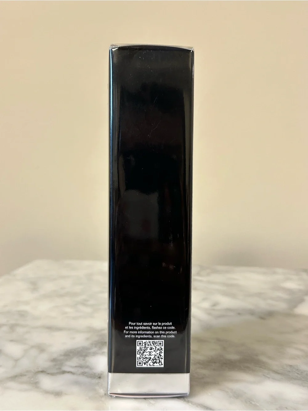 Le Lift Pro • Chanel • Retexturizing AHA Peel 100mL